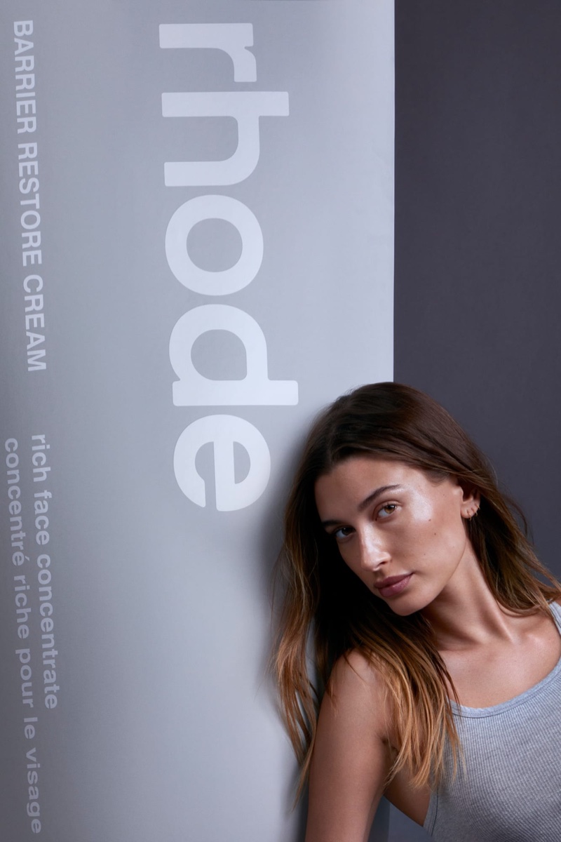 Hailey Bieber Rhode Logo